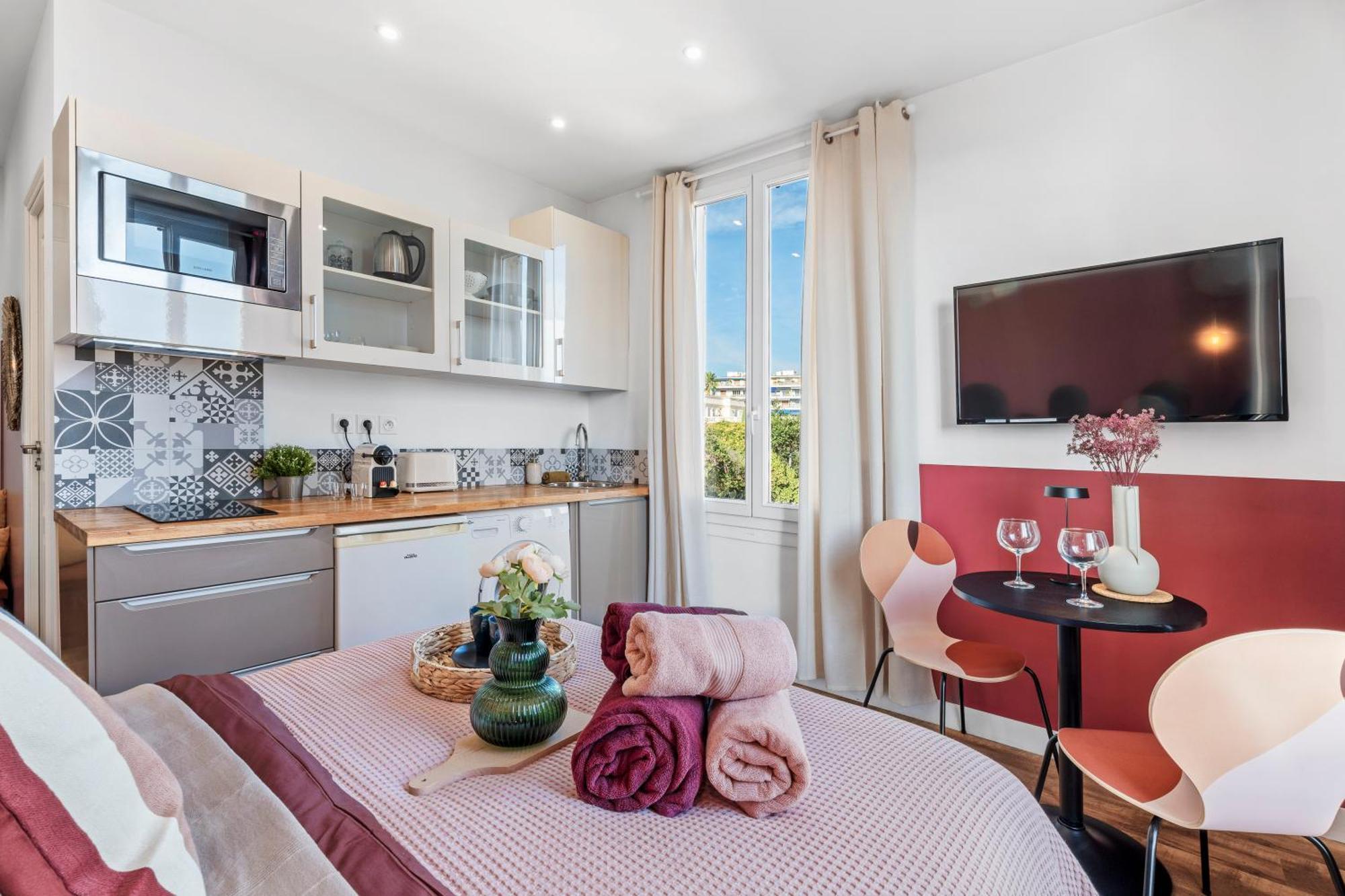 Nice Renting - Cambrai03 - Seaside Studio On The Promenade Des Anglais Екстер'єр фото